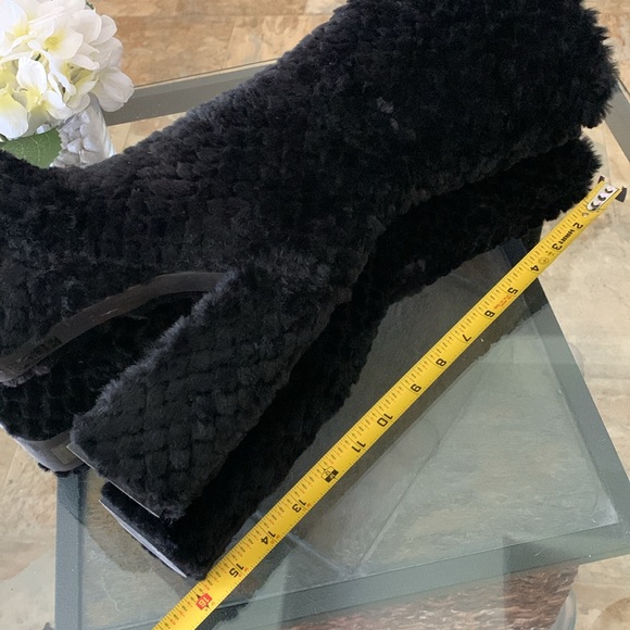 π€AZELEA WANG Jerusha Fur Platform High Heel Boots - Picture 11 of 16